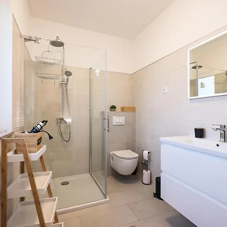 Villa Carmen-Heated Pool- Near Zadar *