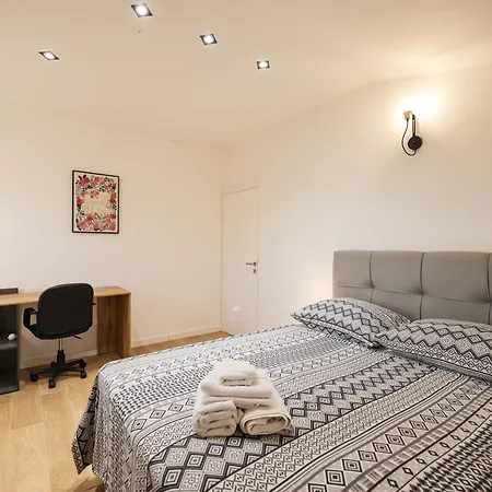 Вилла Villa Carmen-Heated Pool- Near Zadar